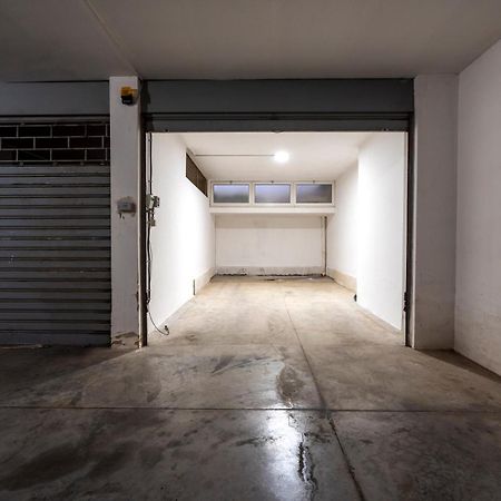 Boscoincitta Apt With Garage And Whirlpool Tub Бари Екстериор снимка