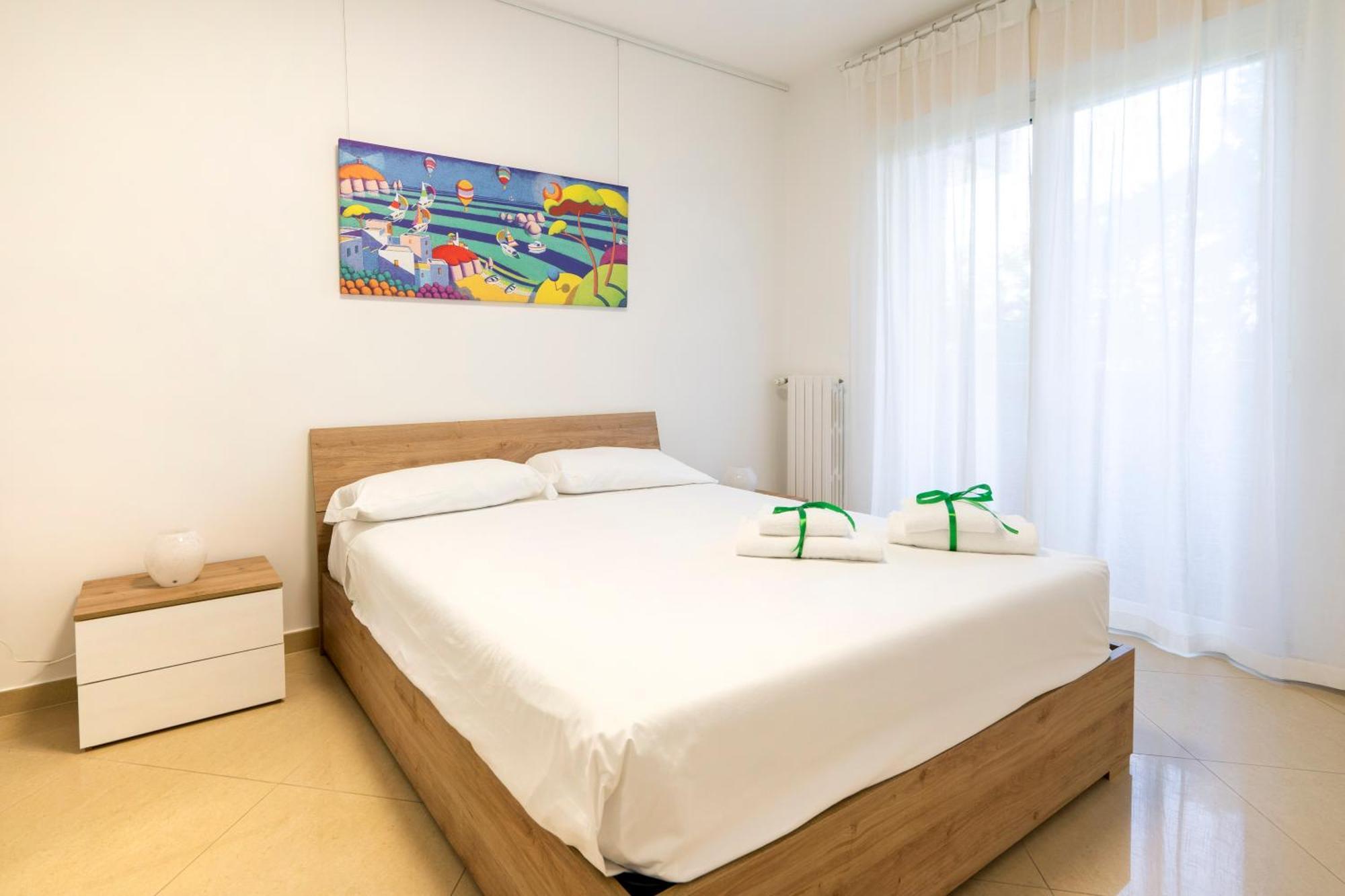 Boscoincitta Apt With Garage And Whirlpool Tub Бари Екстериор снимка