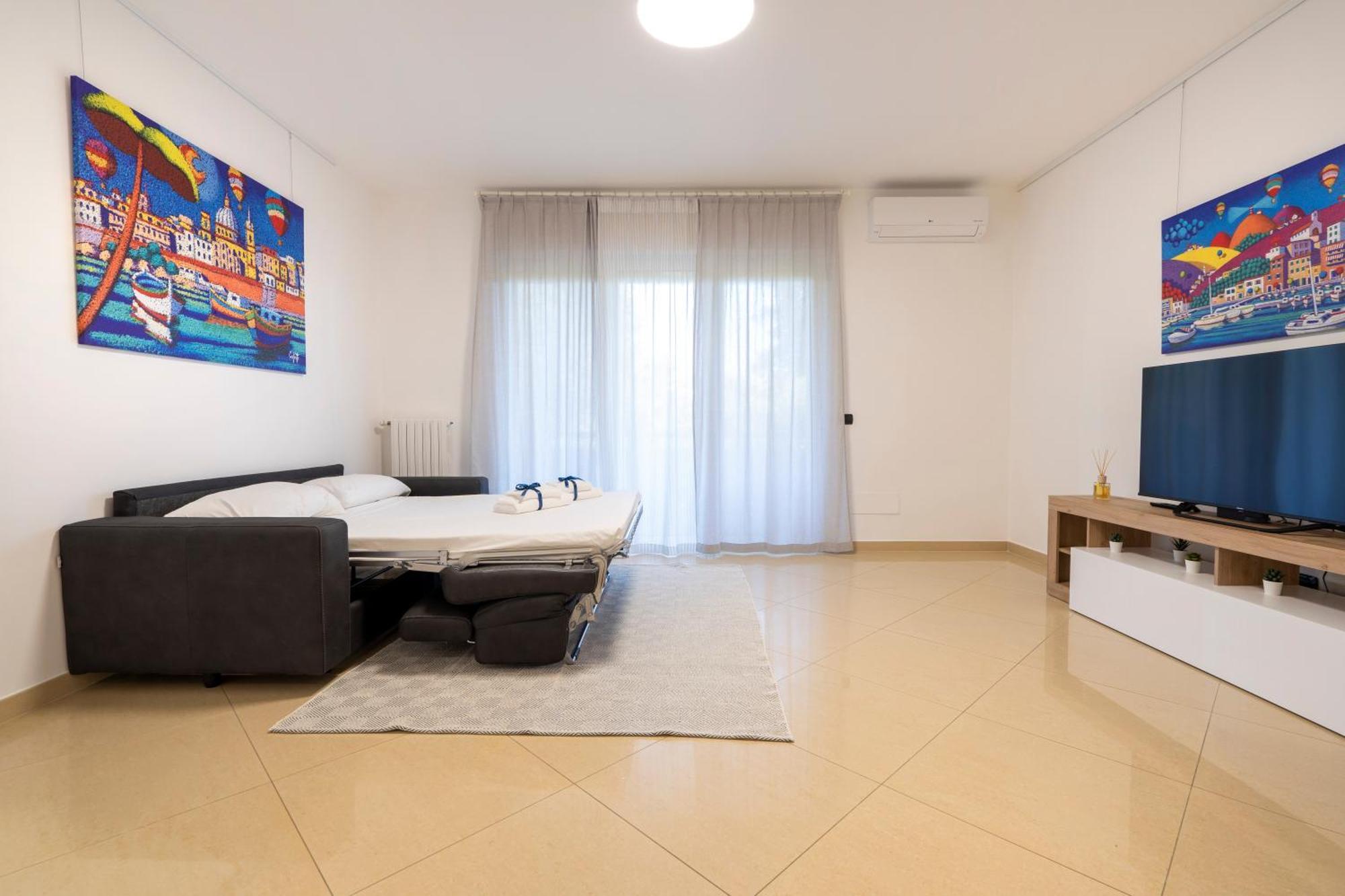 Boscoincitta Apt With Garage And Whirlpool Tub Бари Екстериор снимка