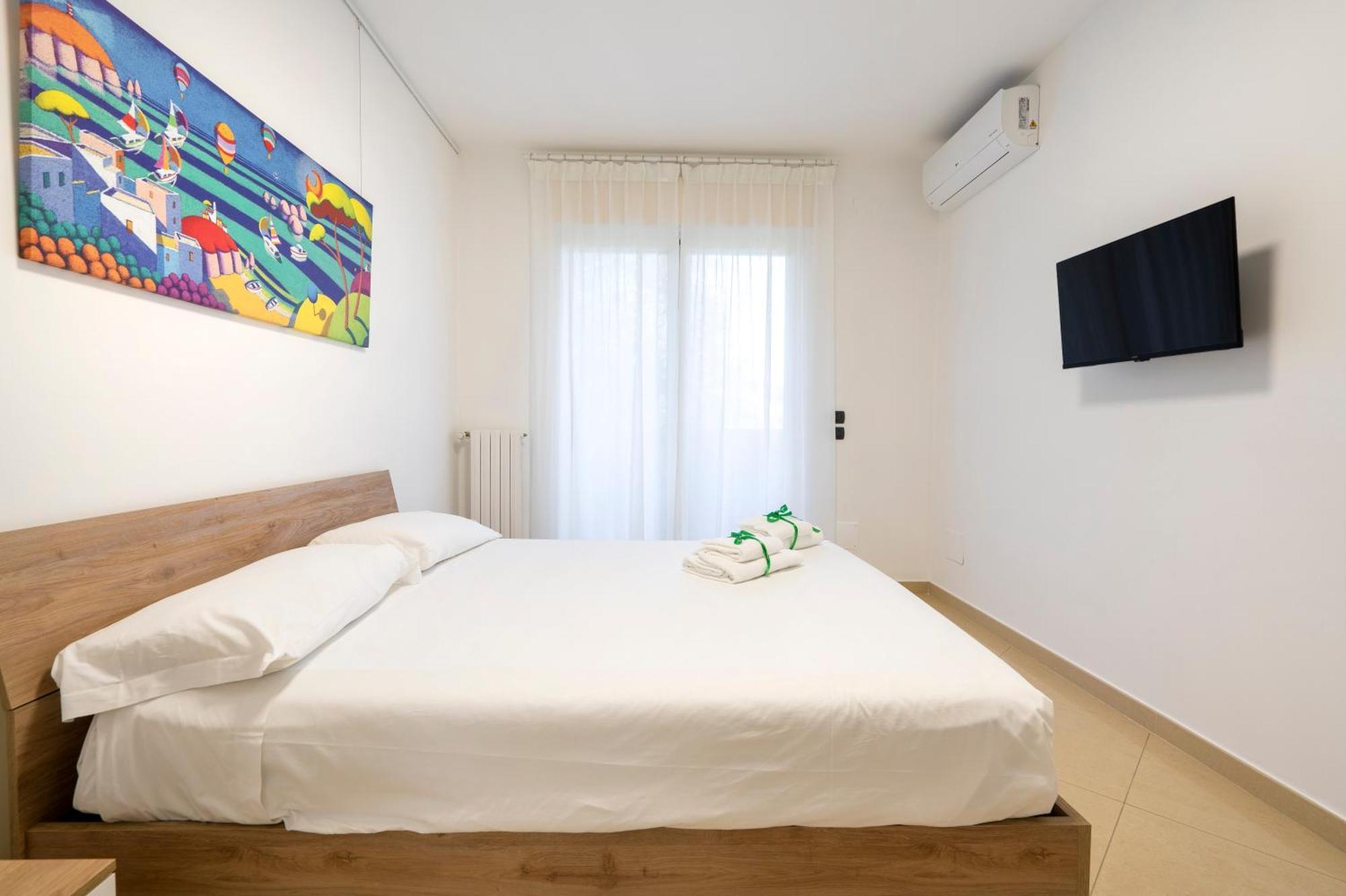 Boscoincitta Apt With Garage And Whirlpool Tub Бари Екстериор снимка